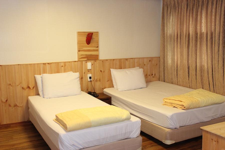 Hyundai Tourist Hotel Jeju Exterior foto